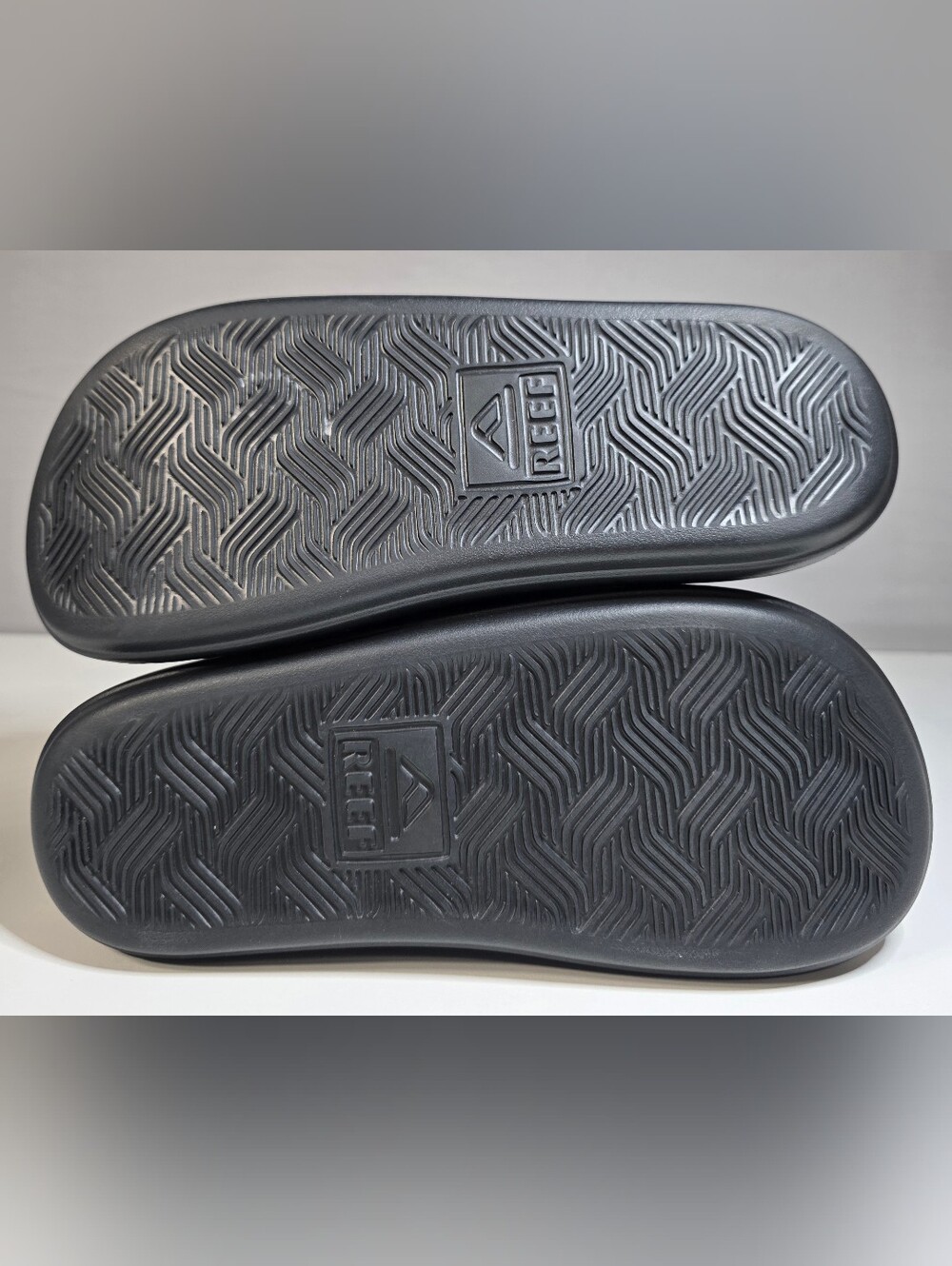 Reef Cushion Bondi 2-Bar slide sandals for women Size 9 - Picture 14 of 14
